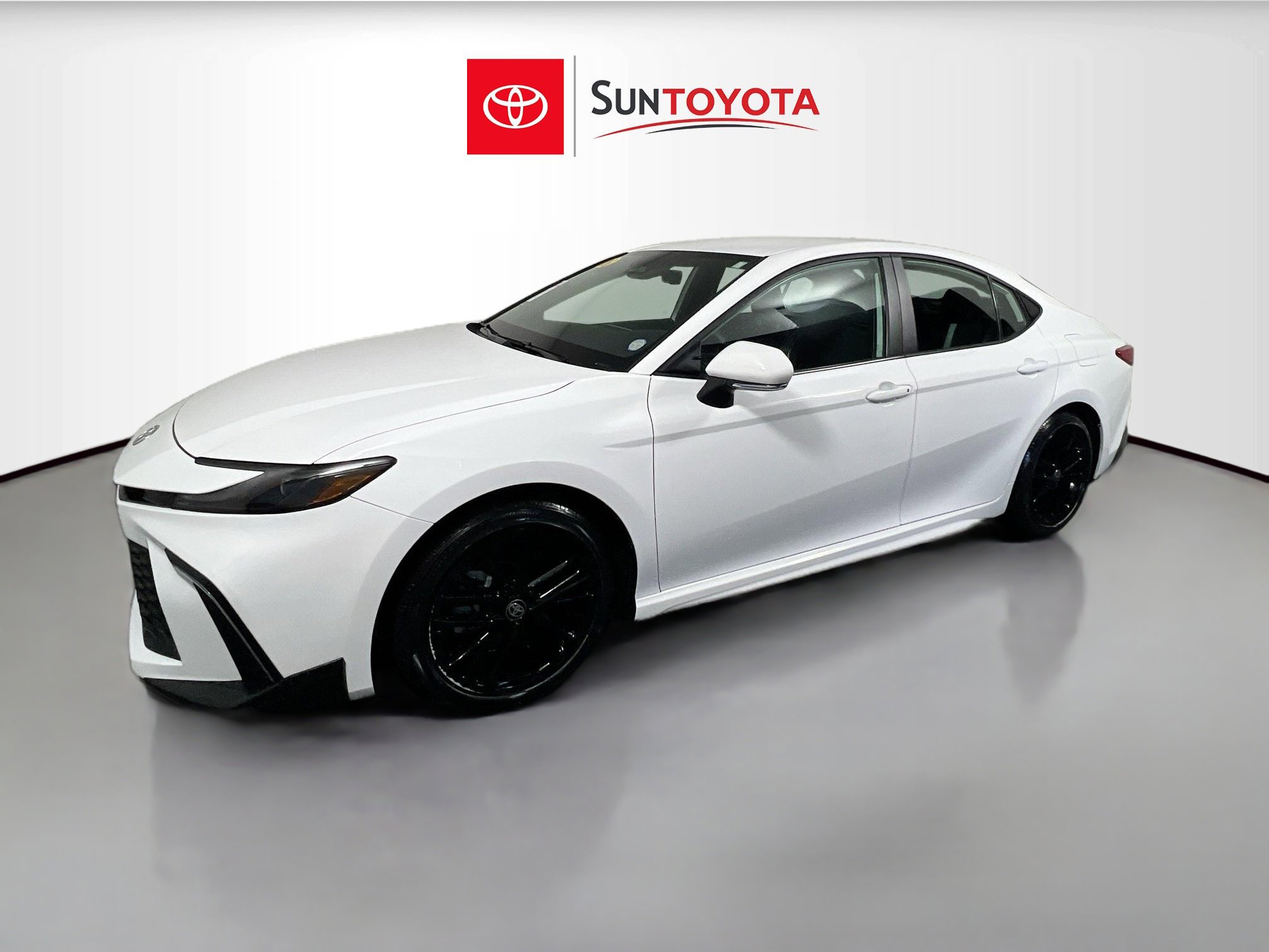 Used 2026 Toyota Camry SE w/ Multimedia Upgrade Package FWD image 9