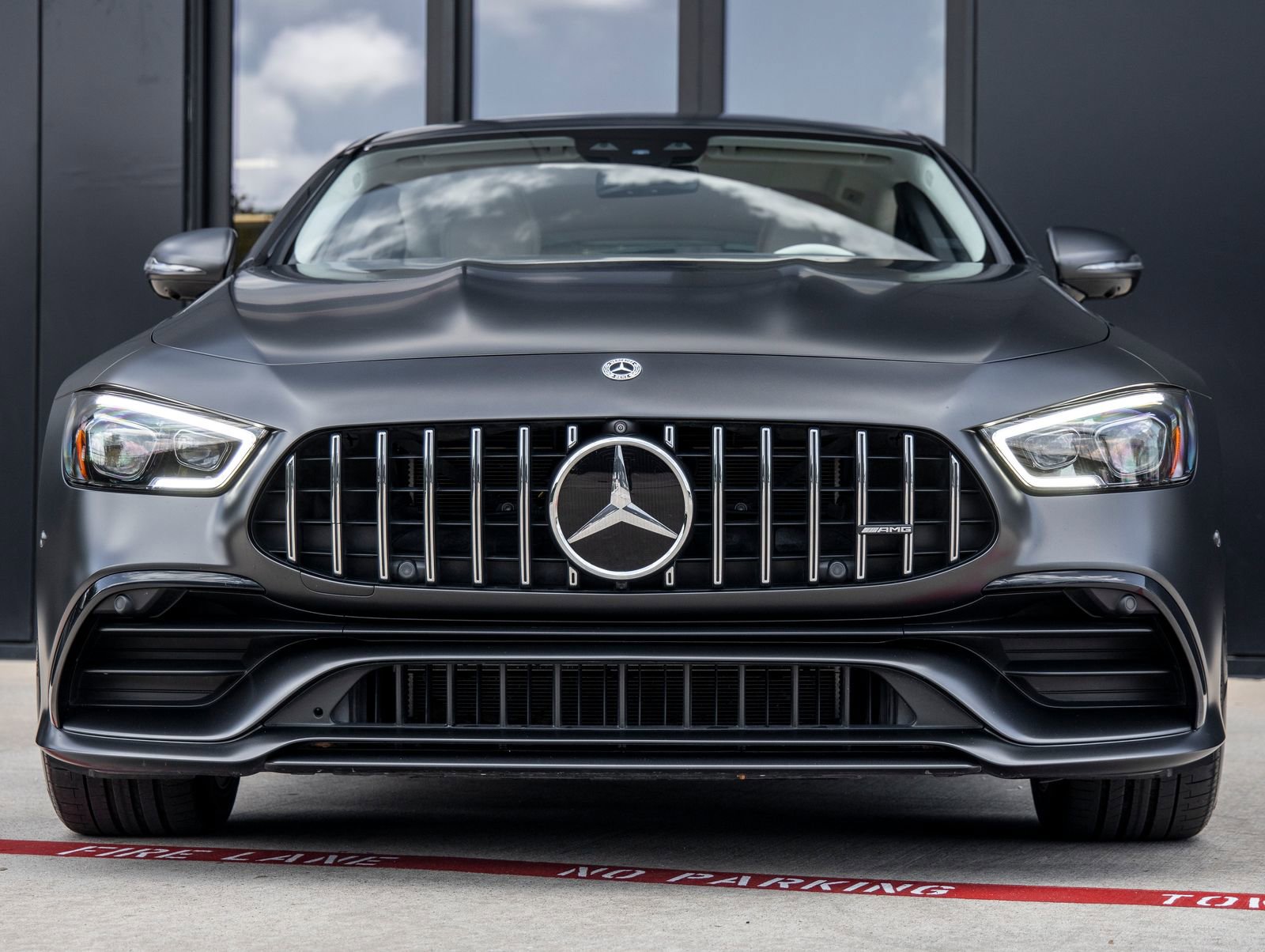 Used 2023 Mercedes-Benz AMG GT 43 image 4