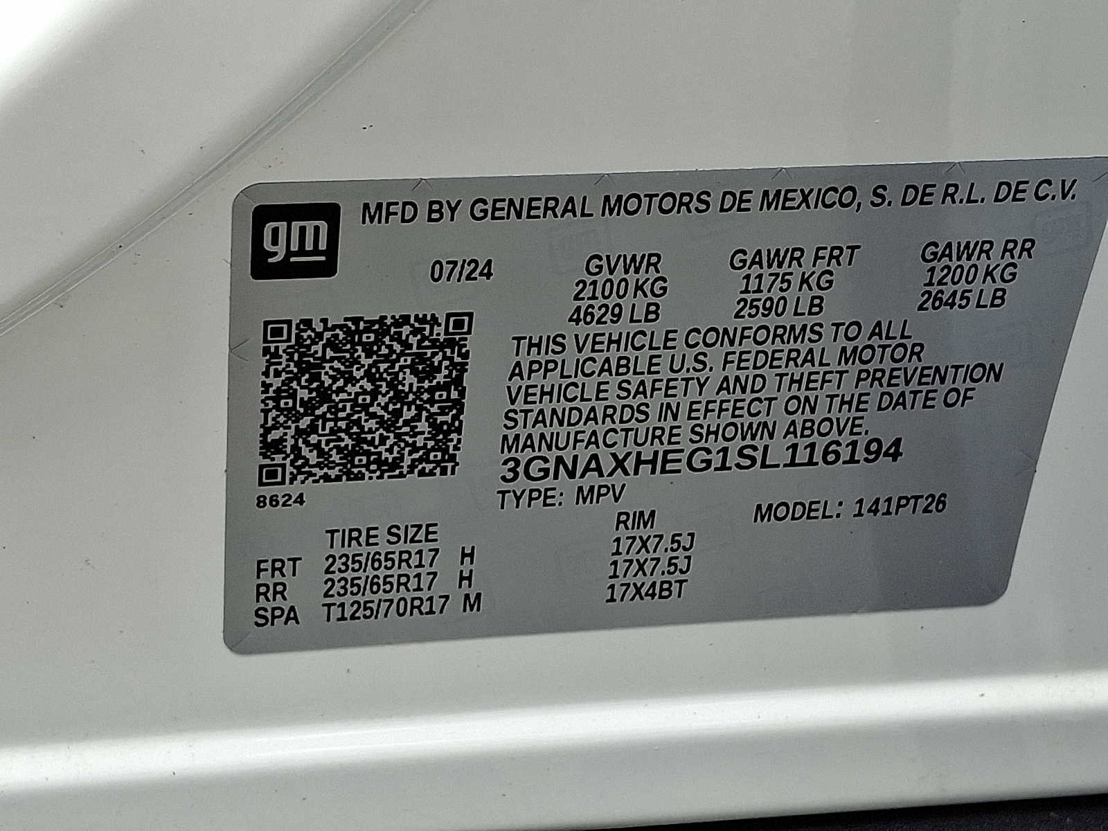 Used 2025 Chevrolet Equinox LT w/ Safety and Technology Package image 27