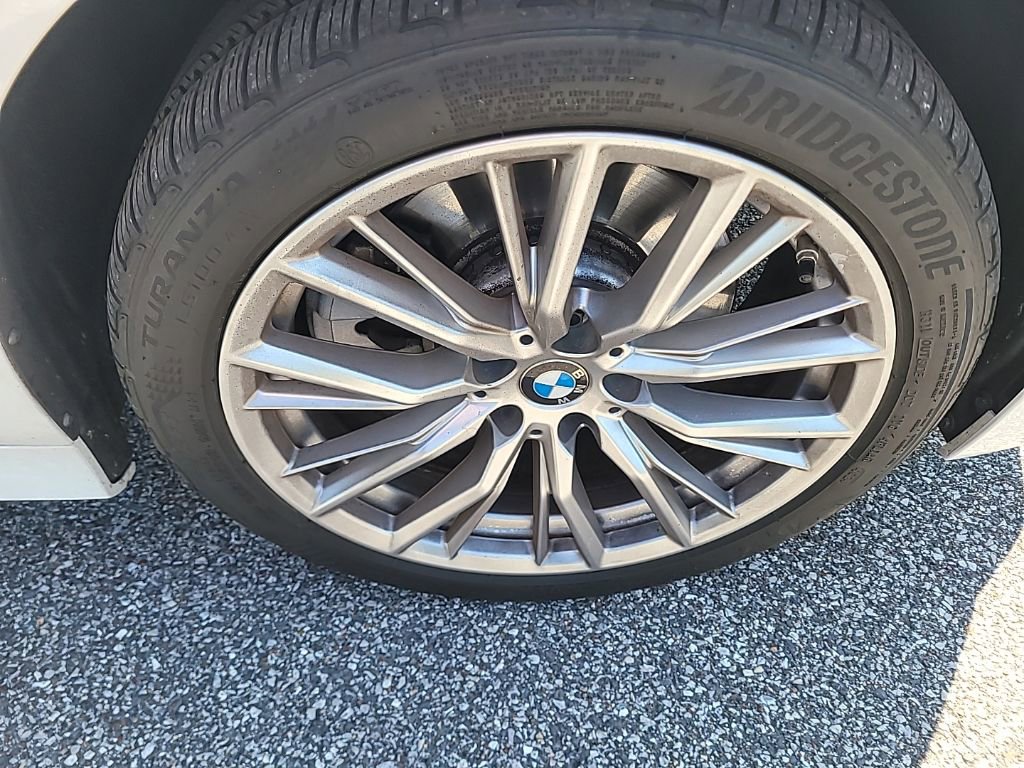 Used 2023 BMW 330i xDrive Sedan w/ Driving Assistance Package image 13