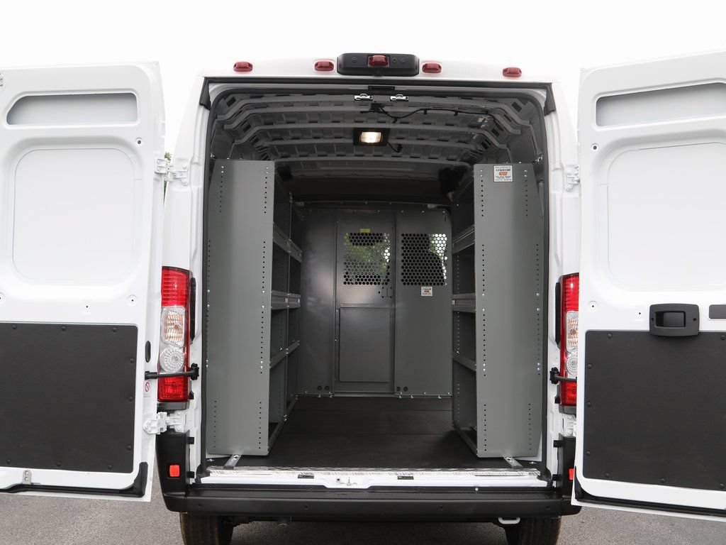 New 2024 RAM ProMaster 2500 w/ Premium Convenience Group FWD image 3