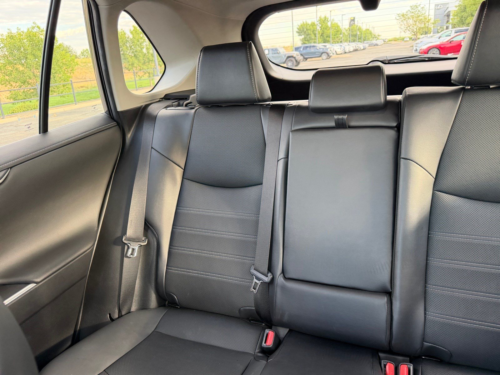 Used 2023 Toyota RAV4 Limited AWD/4WD image 18