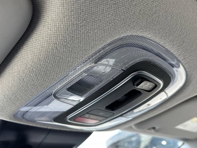 Used 2023 Hyundai Elantra Limited w/ Preferred Accessory Package image 29