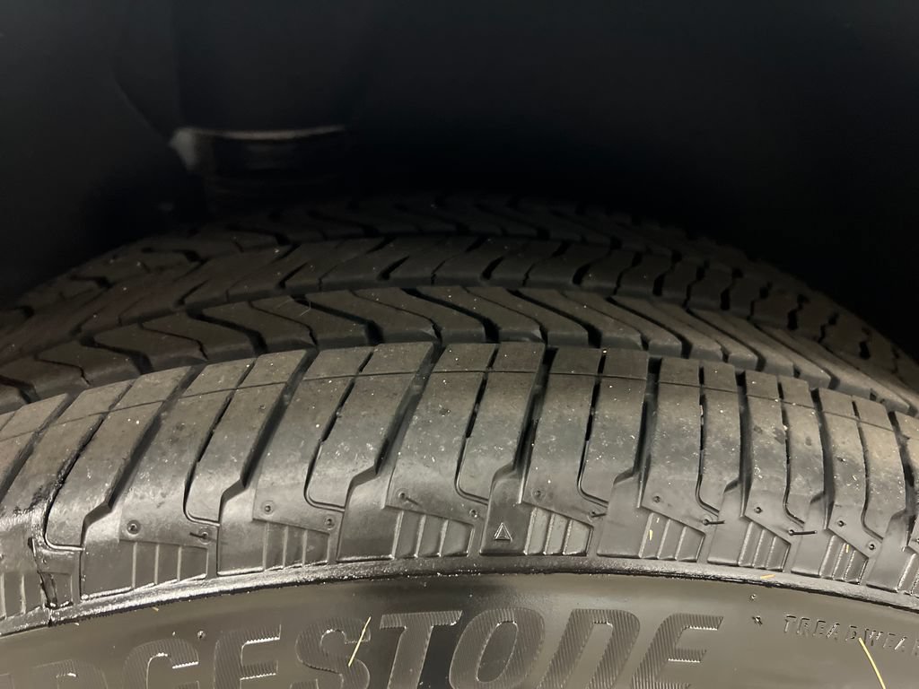 Certified 2024 Chevrolet Equinox LT AWD/4WD image 11