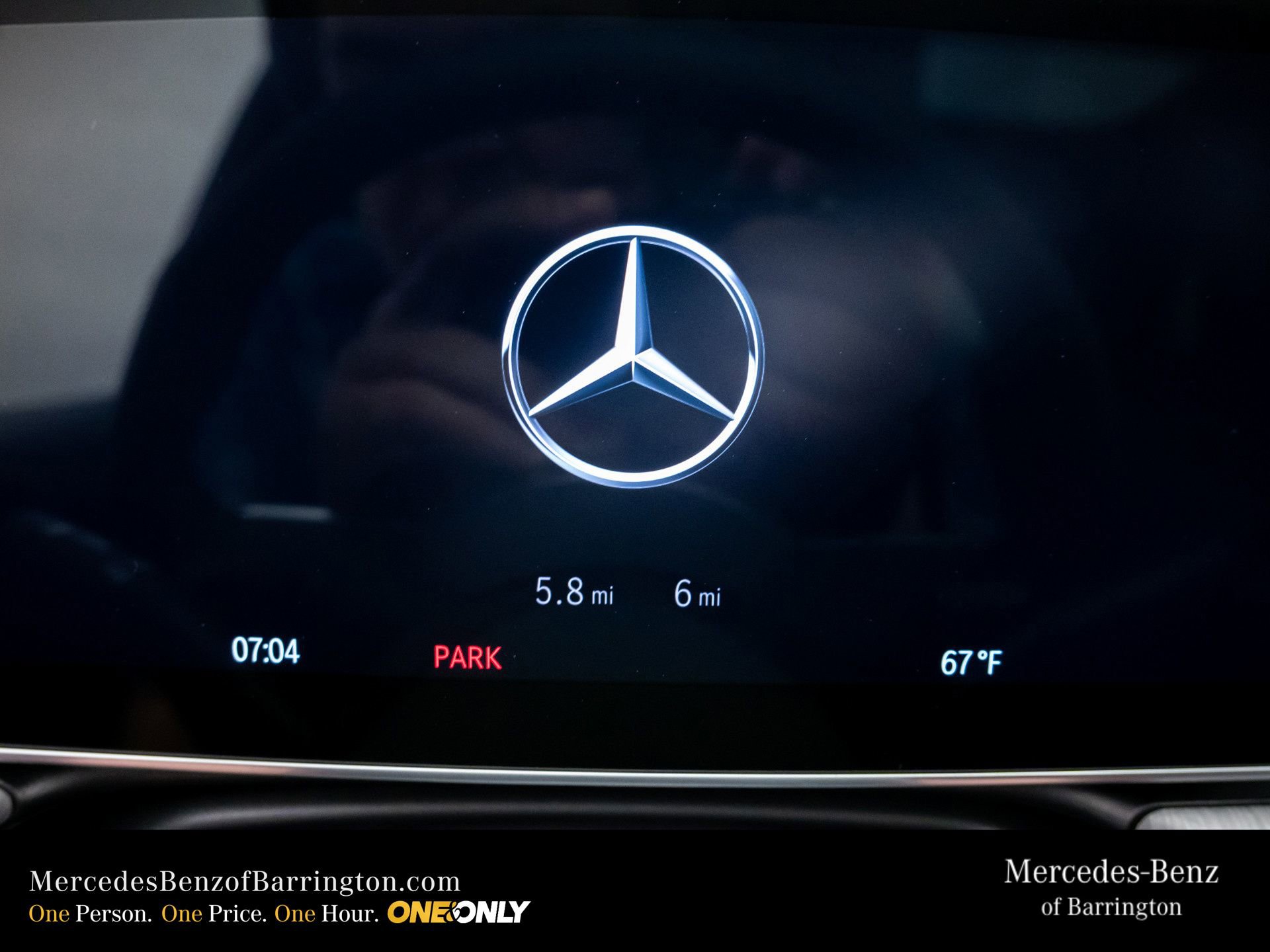 New 2026 Mercedes-Benz EQE 320 4MATIC SUV image 22