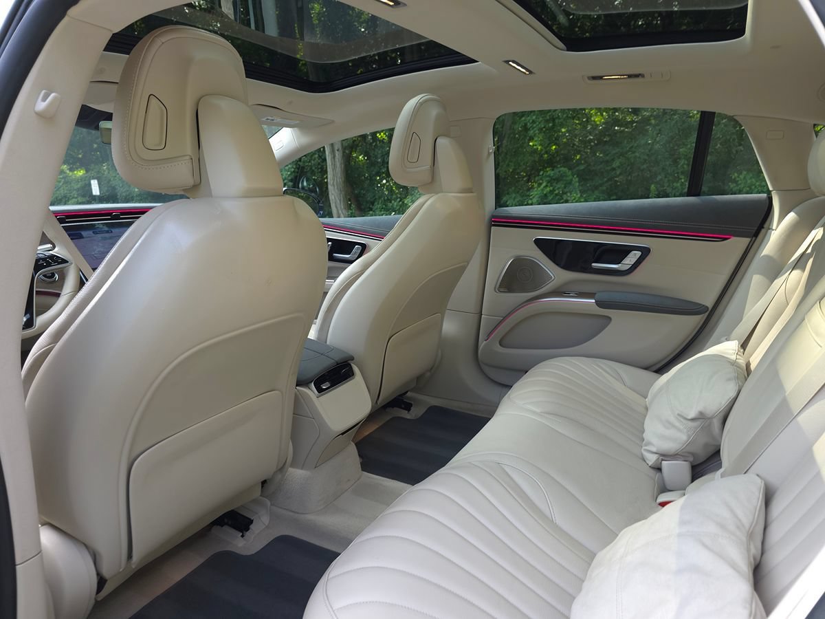 Used 2023 Mercedes-Benz EQS 450+ Sedan image 14
