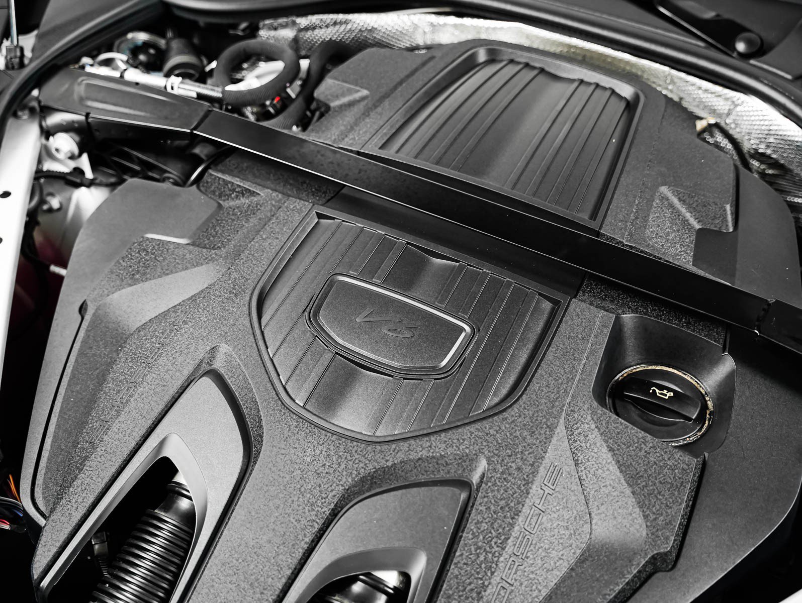 Certified 2024 Porsche Panamera RWD image 13