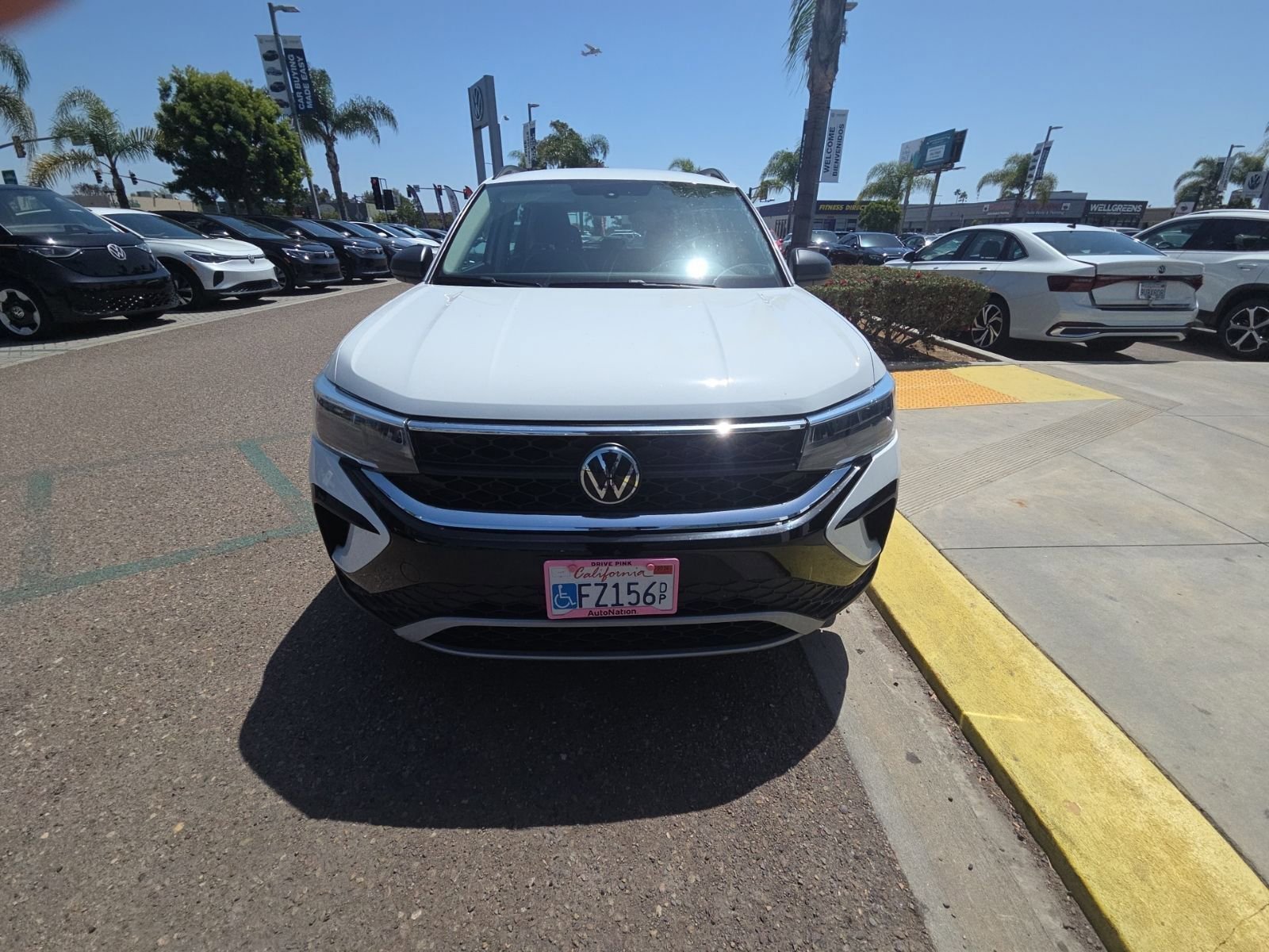 Used 2023 Volkswagen Taos S FWD image 3