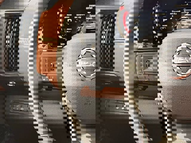 New 2026 Nissan Pathfinder Platinum w/ Cargo Package image 25