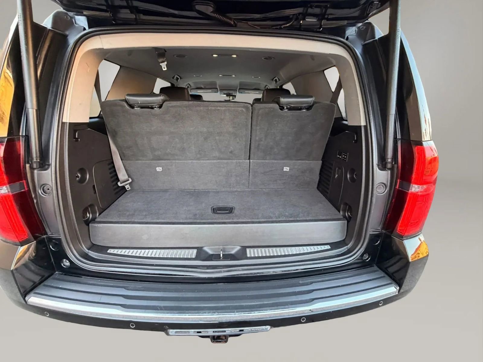 Used 2018 Chevrolet Tahoe Premier RWD image 37