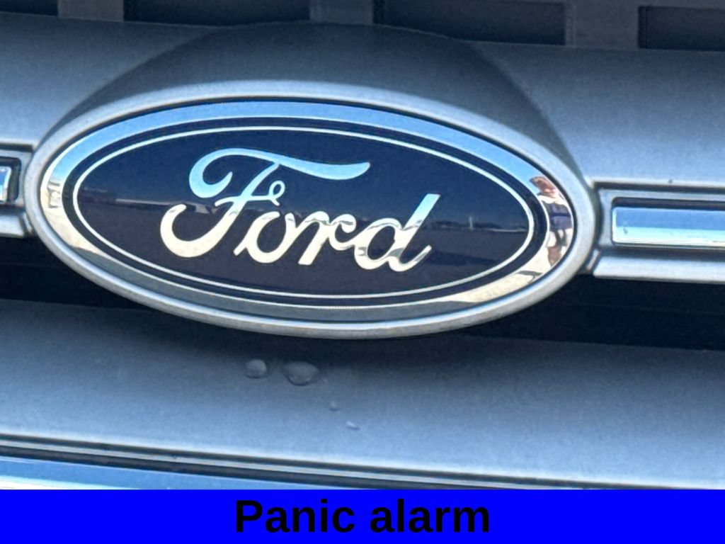 Used 2019 Ford Escape Titanium AWD/4WD image 16