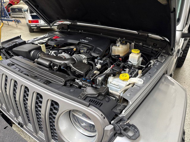 Used 2020 Jeep Gladiator Overland image 70