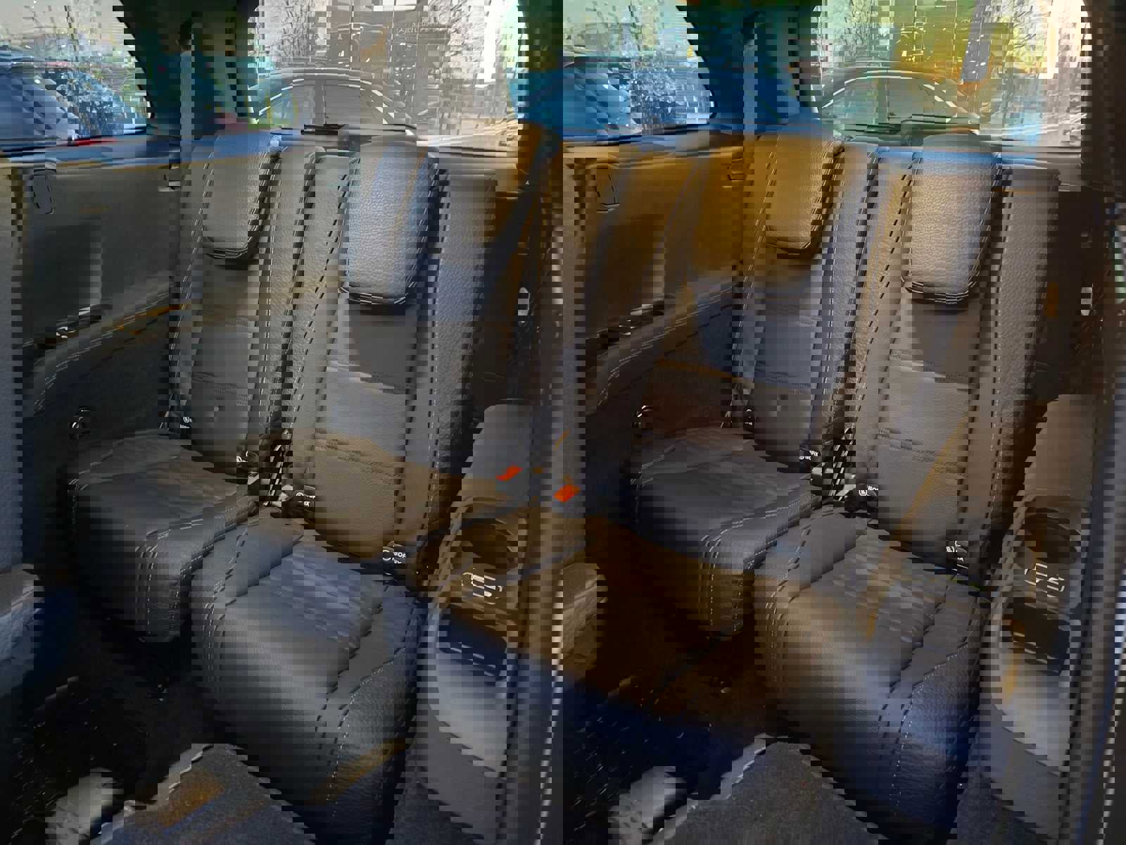 Used 2025 Mercedes-Benz GLS 580 4MATIC image 18