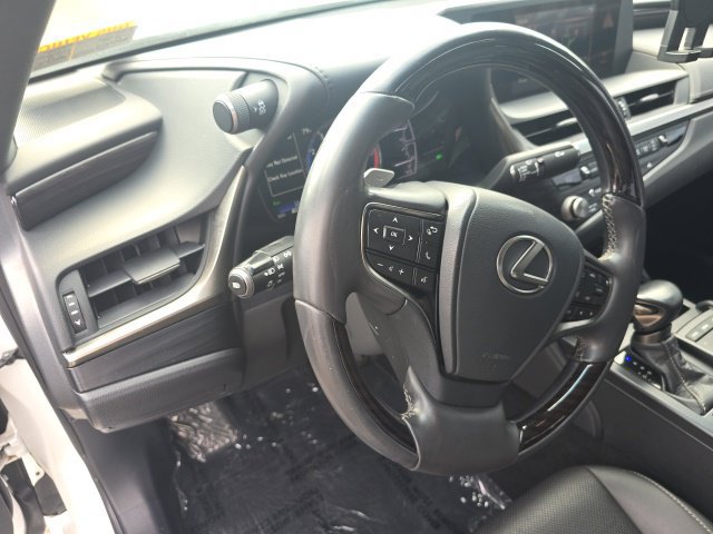 Used 2021 Lexus ES 350 w/ Premium Package FWD image 6