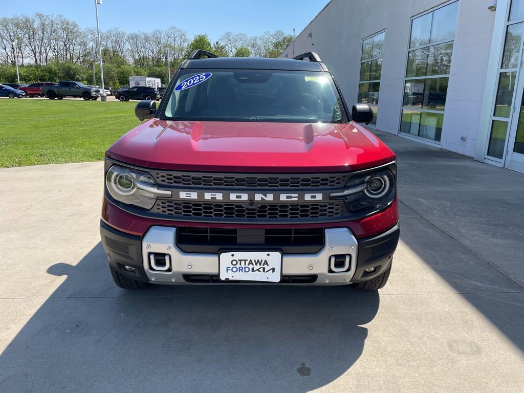 Used 2025 Ford Bronco Sport Badlands AWD/4WD image 3
