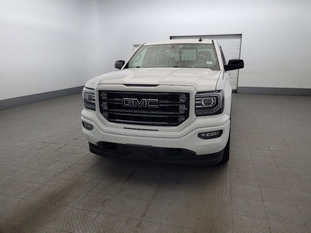 Used 2018 GMC Sierra 1500 SLT w/ All Terrain X Package AWD/4WD image 15