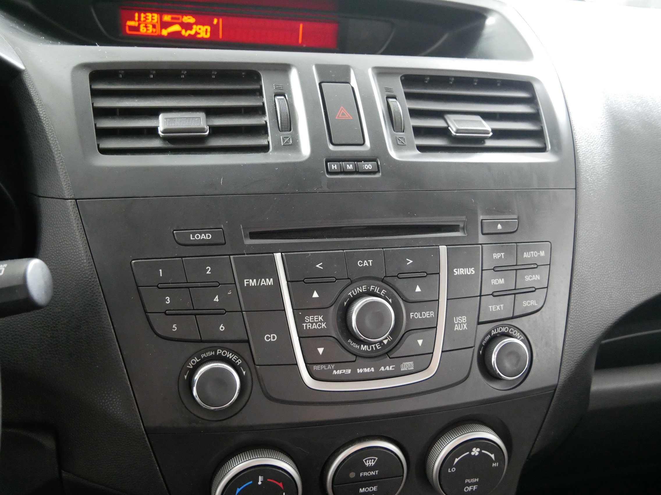 Used 2015 MAZDA MAZDA5 Sport image 22