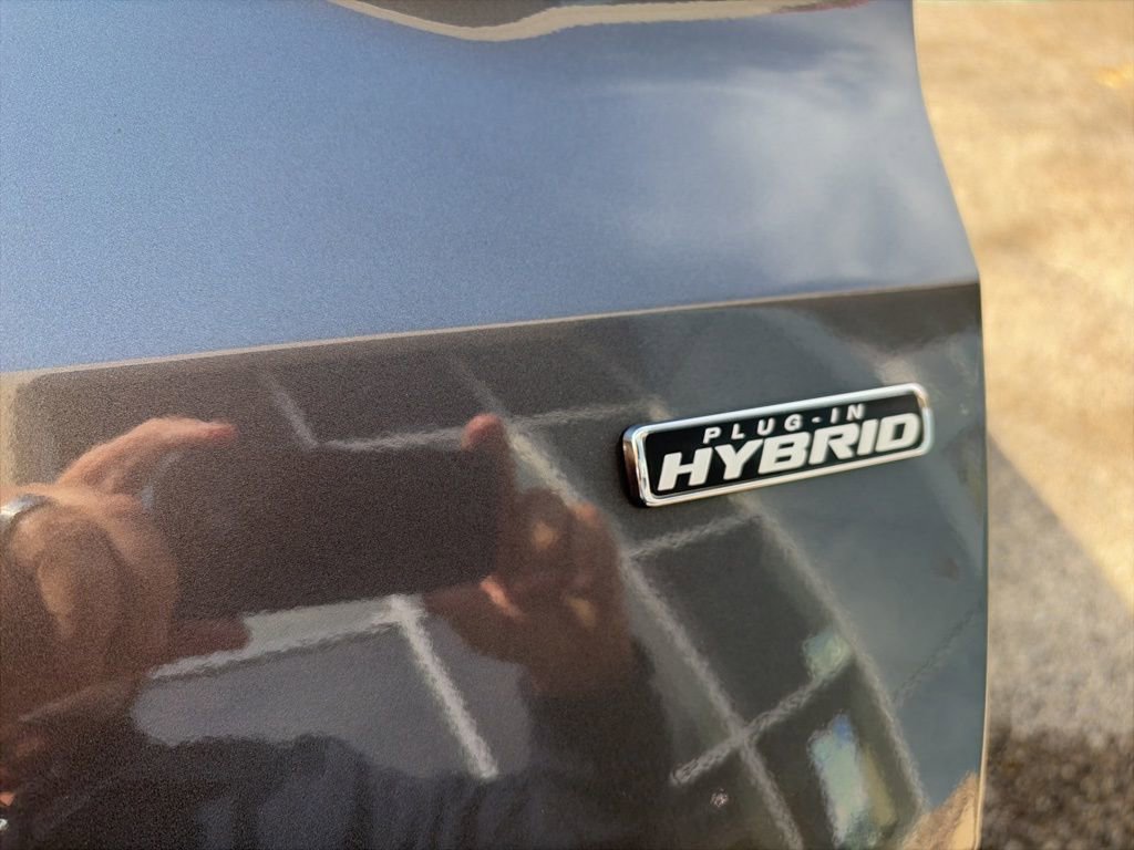 Used 2025 Ford Escape SE image 14