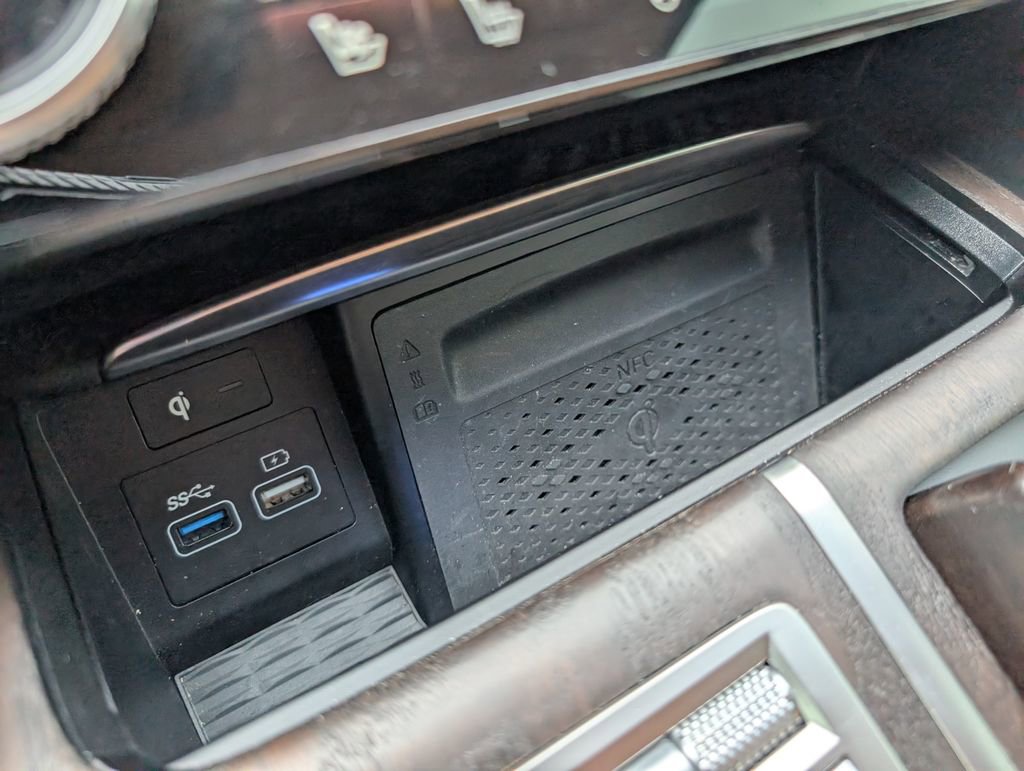 Used 2021 Genesis GV80 3.5T Advanced + w/ Cargo Package image 23