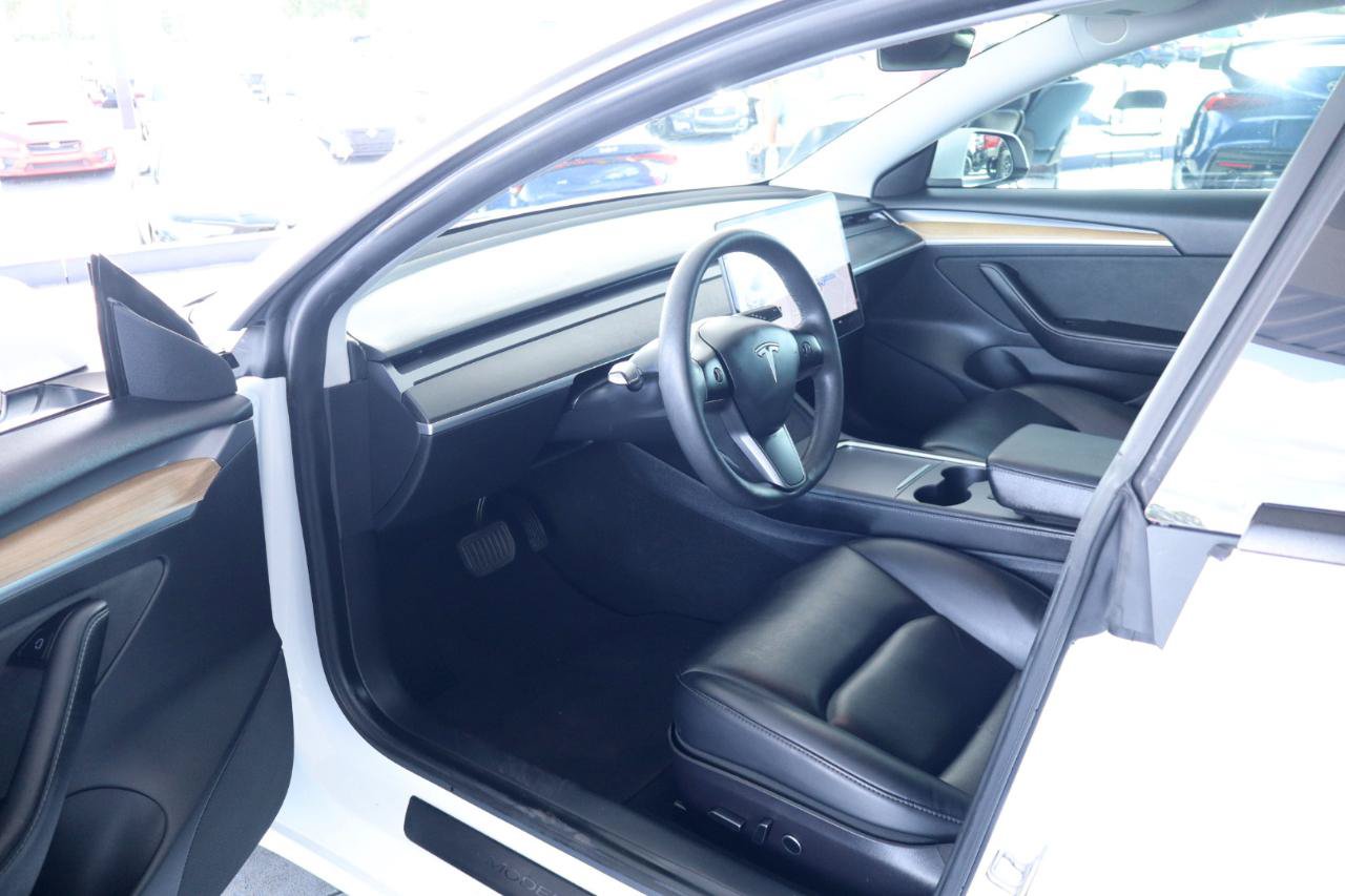 Used 2021 Tesla Model 3 Standard Range Plus RWD image 14
