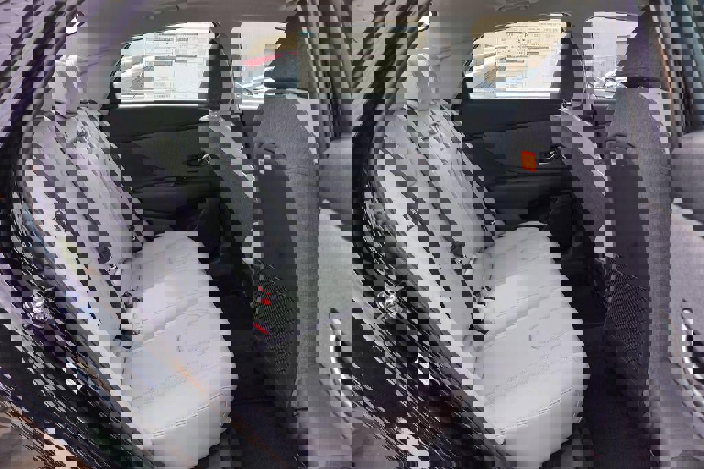 New 2026 Hyundai Elantra Limited image 10