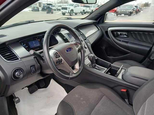 Used 2017 Ford Taurus SEL image 9