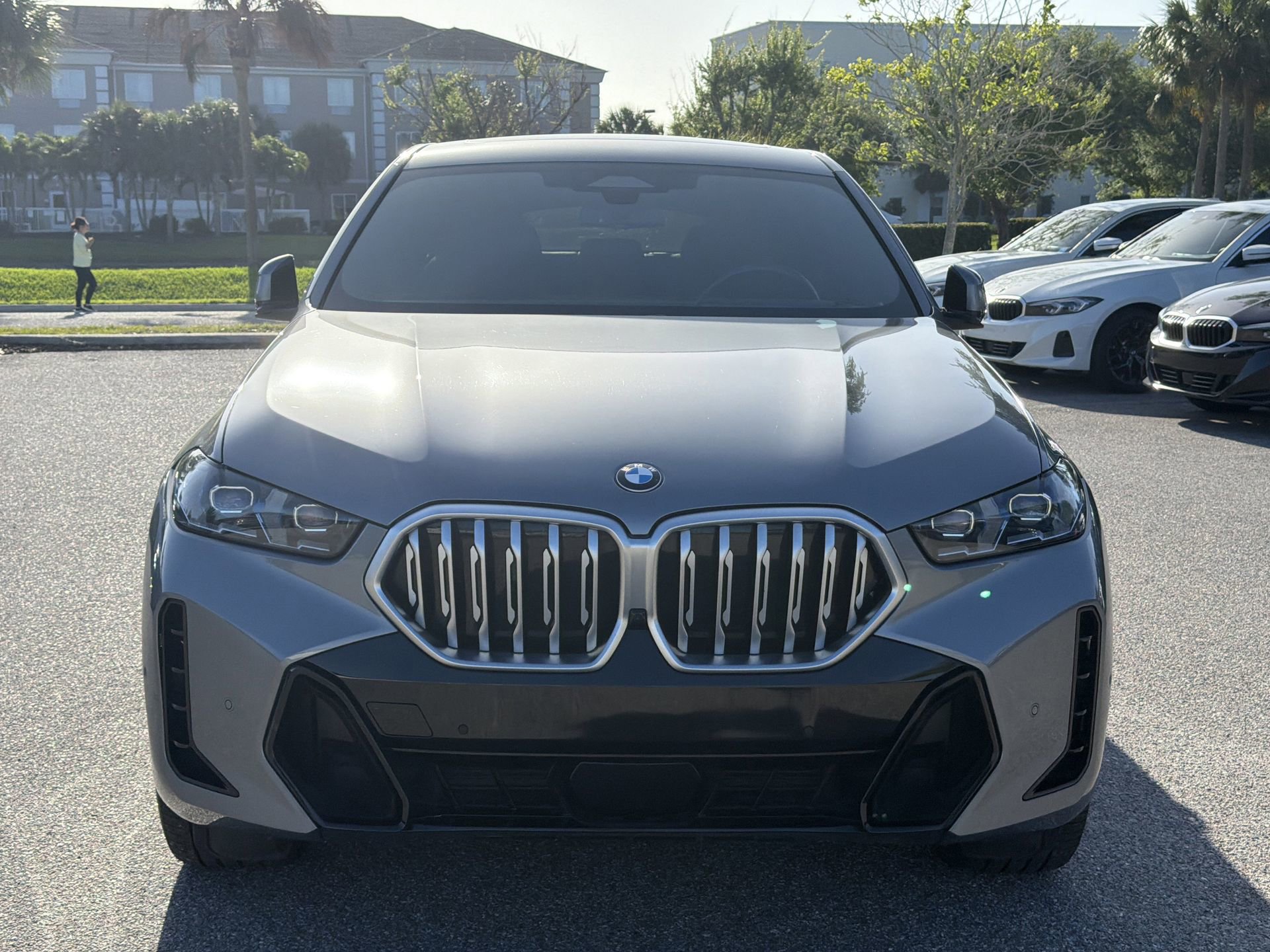 Certified 2024 BMW X6 xDrive40i image 2