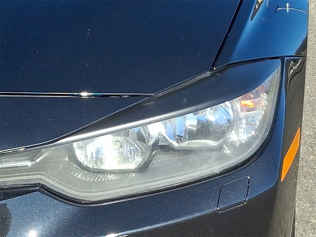 Used 2013 BMW 328i xDrive Sedan image 9