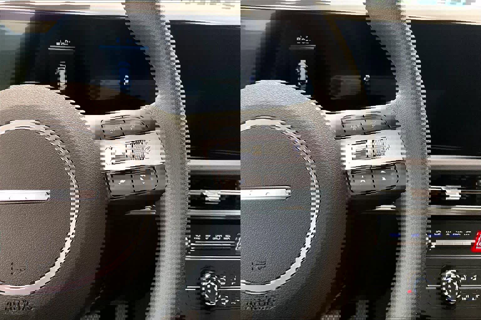 Used 2025 Hyundai Tucson SE image 44