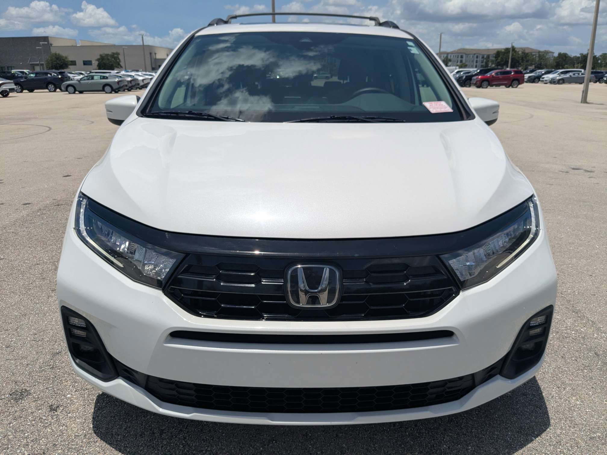 Used 2025 Honda Odyssey Touring image 4