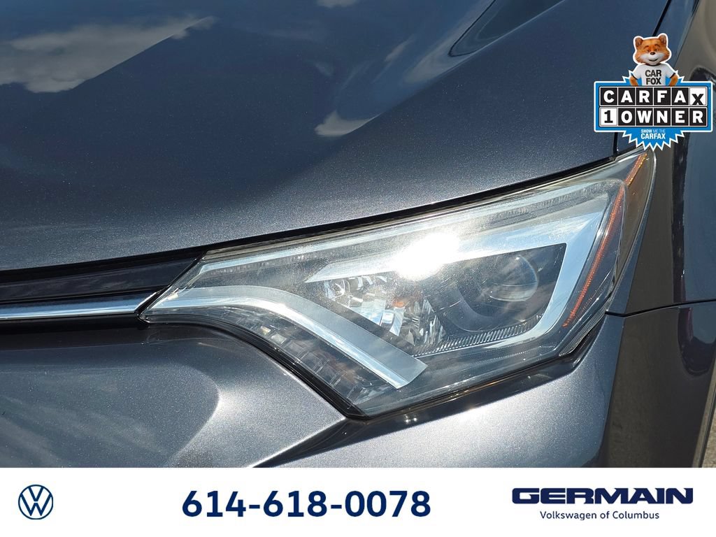 Used 2018 Toyota RAV4 Limited AWD/4WD image 15