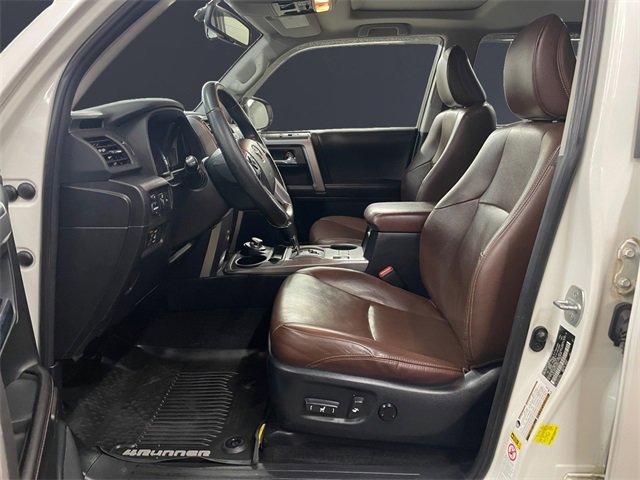 Used 2016 Toyota 4Runner Limited image 9