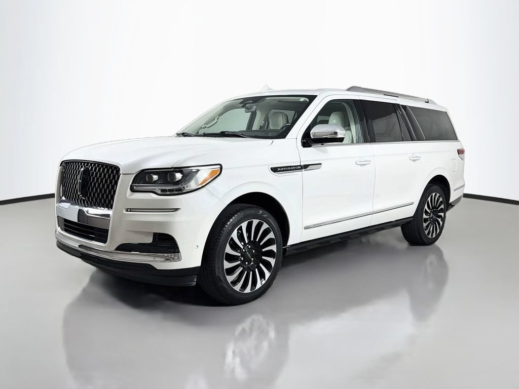 Used 2023 Lincoln Navigator L Black Label AWD/4WD image 1