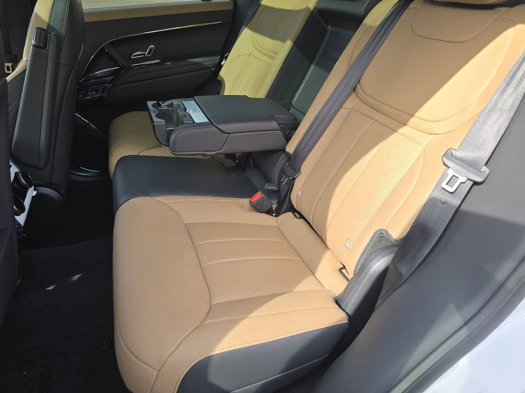 New 2026 Land Rover Range Rover Sport Dynamic SE AWD/4WD image 36