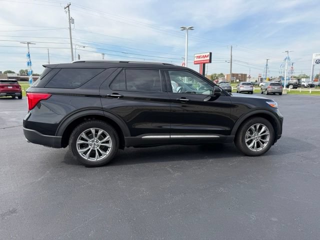 Used 2021 Ford Explorer Limited w/ Equipment Group 301A AWD/4WD image 9