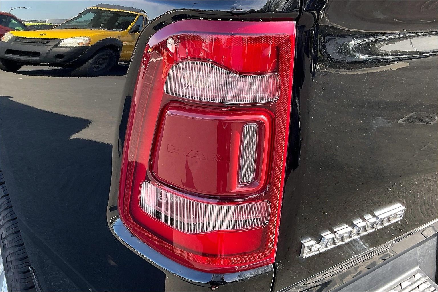 Used 2024 RAM 1500 Laramie image 24