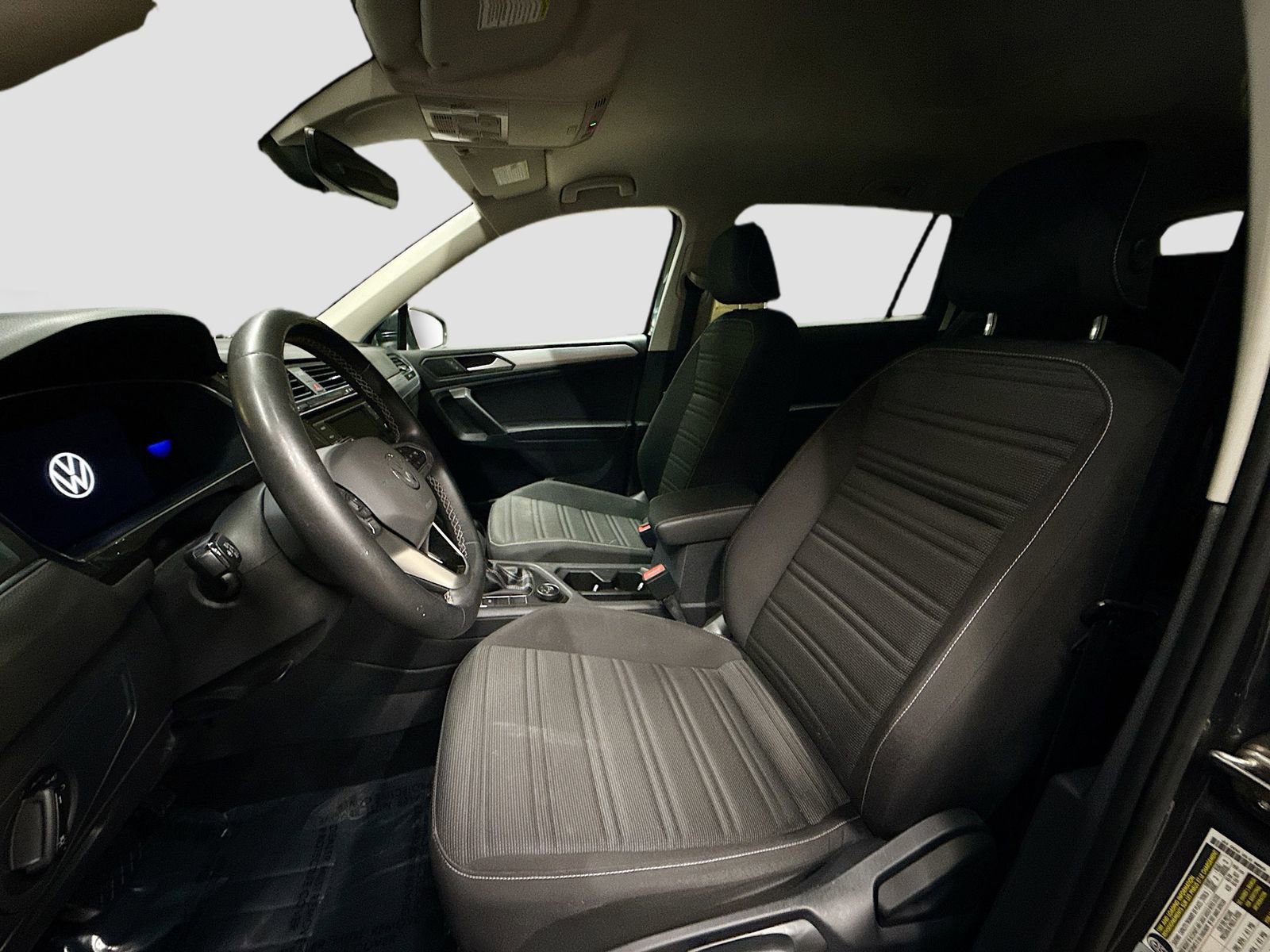 Used 2022 Volkswagen Tiguan S image 21