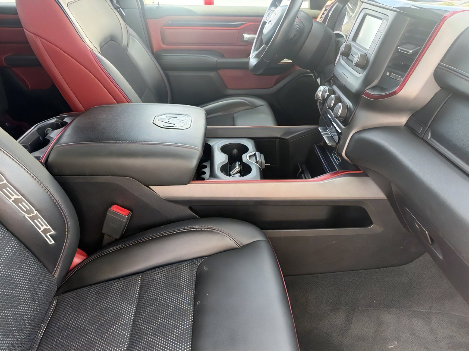 Used 2019 RAM 1500 Rebel image 11