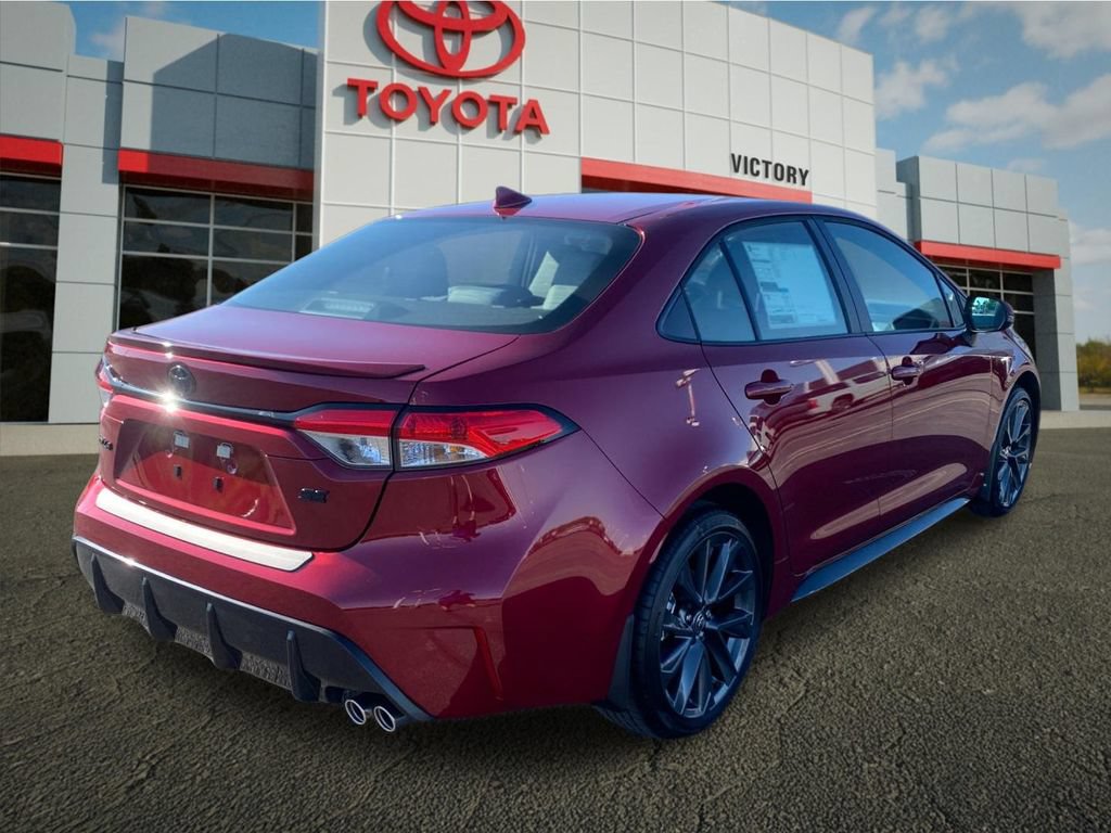 Used 2026 Toyota Corolla SE FWD image 3