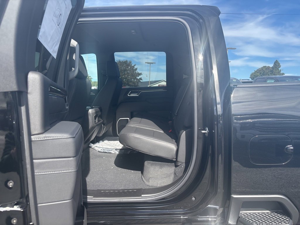 New 2026 Chevrolet Silverado 2500 LT w/ Z71 Chrome Sport Edition image 9