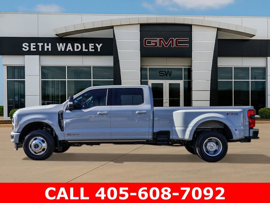 Used 2026 Ford F350 Platinum AWD/4WD image 4