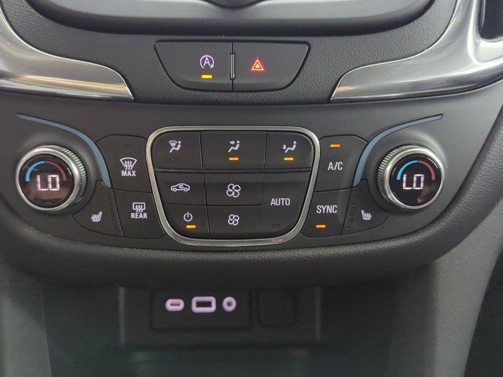 Used 2023 Chevrolet Equinox LT FWD image 16