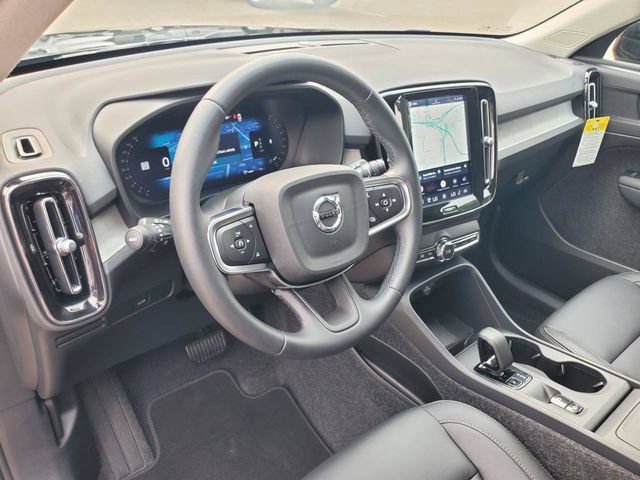 Certified 2026 Volvo XC40 B5 Core w/ Climate Package AWD/4WD image 15