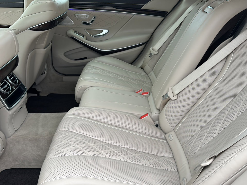 Used 2019 Mercedes-Benz S 560 Sedan image 18