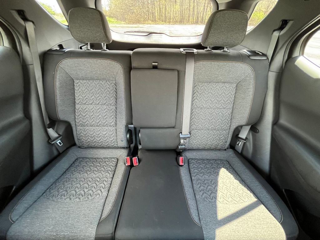 Certified 2024 Chevrolet Equinox LT w/ LPO, Floor Liner Package FWD image 18