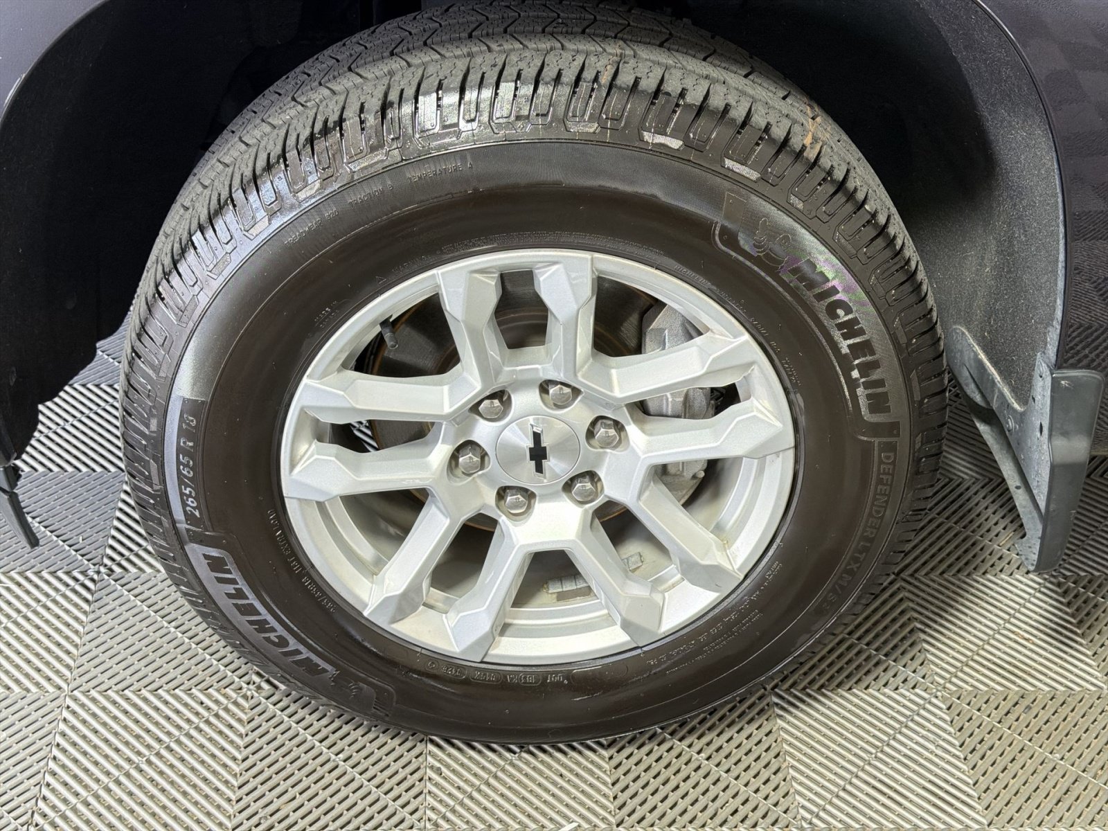 Used 2022 Chevrolet Silverado 1500 RST AWD/4WD image 12