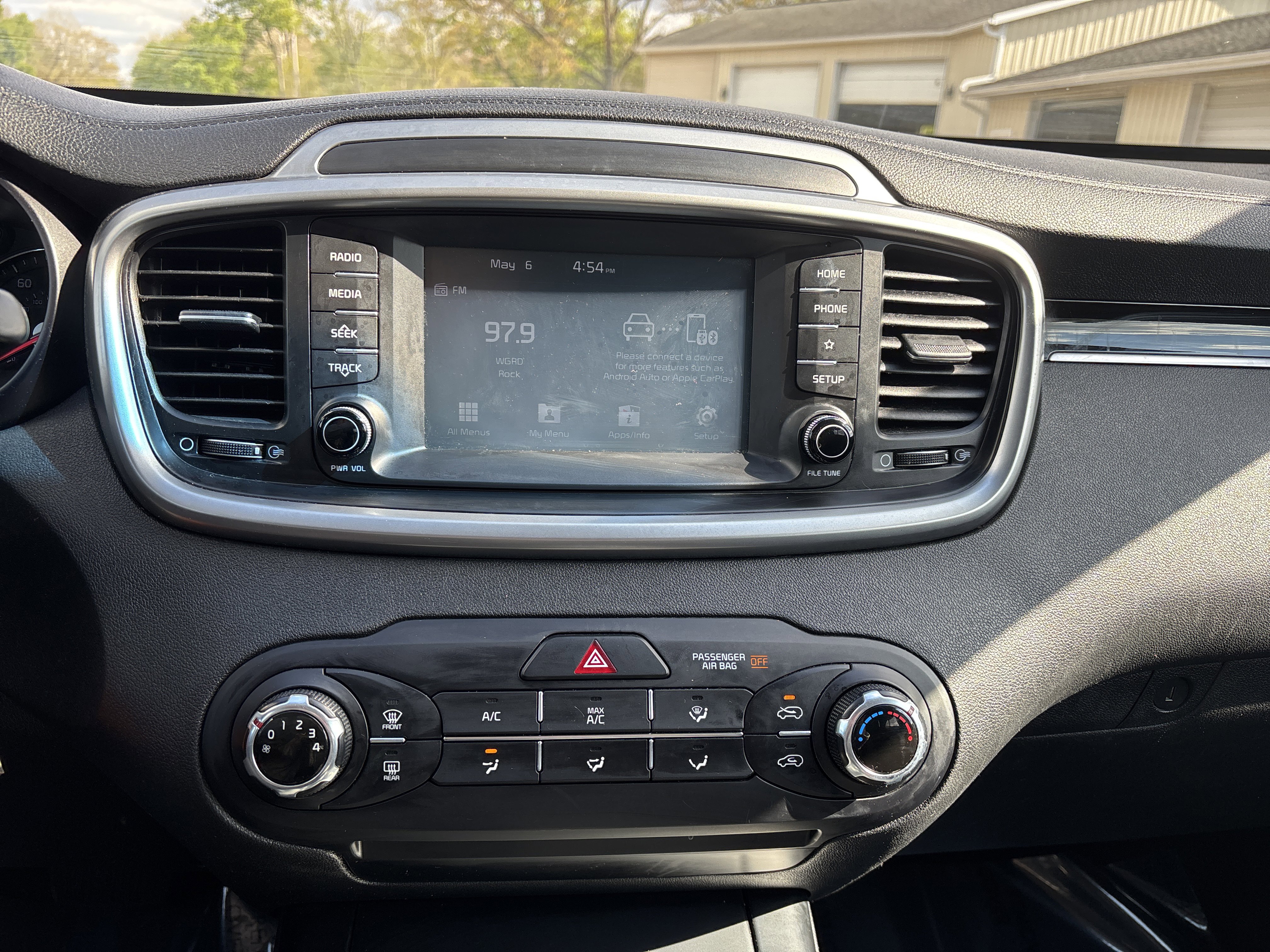 Used 2019 Kia Sorento AWD image 16