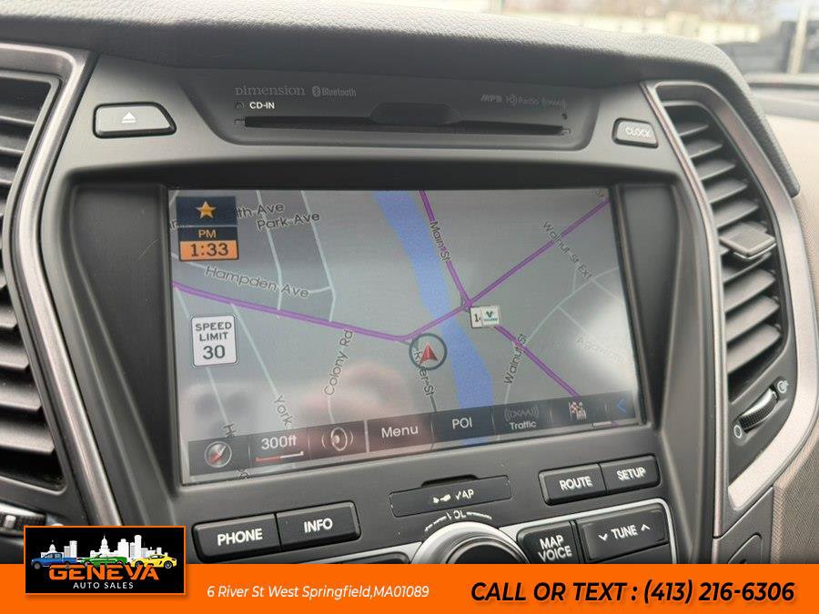 Used 2014 Hyundai Santa Fe GLS image 17