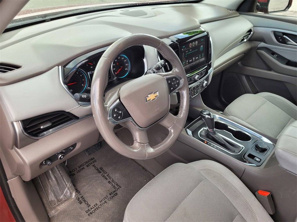 Used 2018 Chevrolet Traverse LT image 15