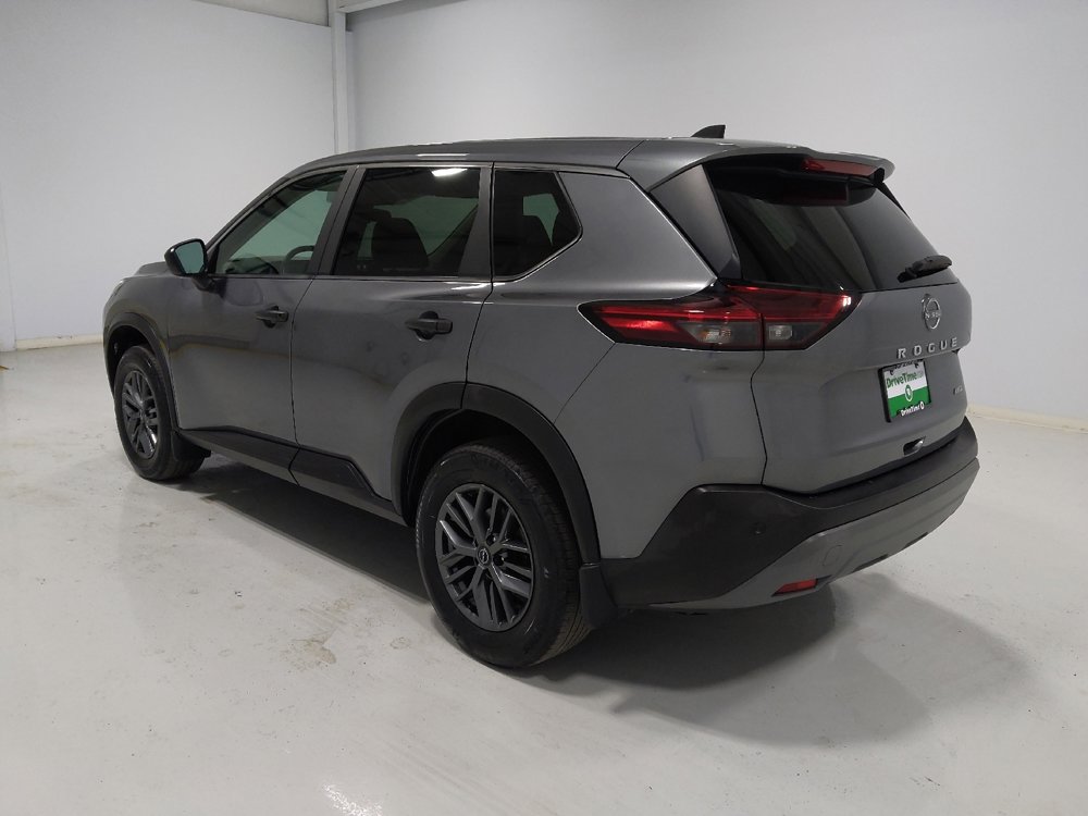 Used 2023 Nissan Rogue S image 5